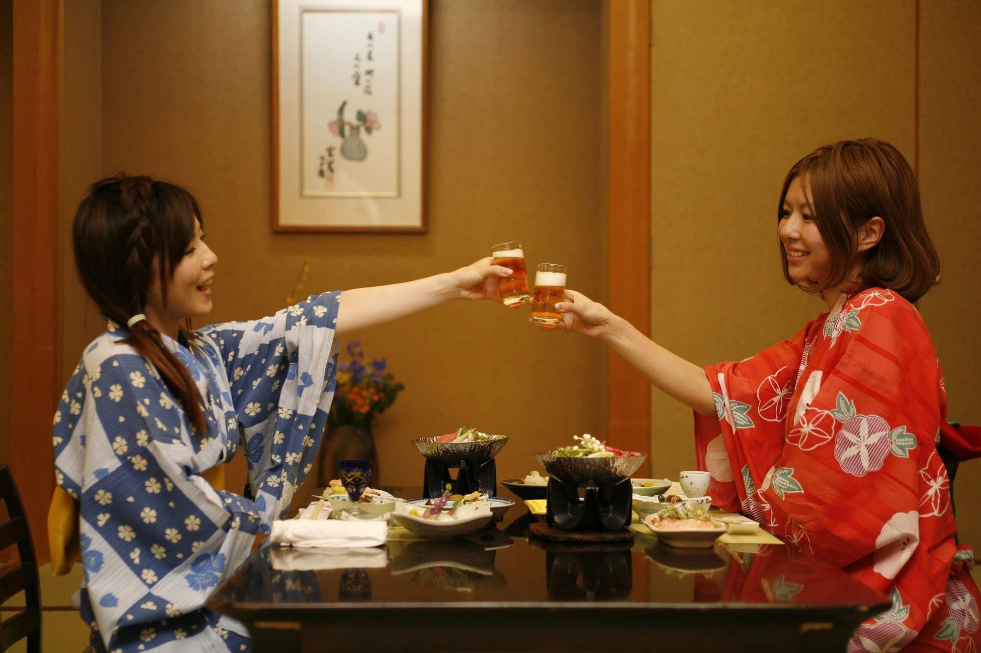 Takayama Kanko Hotel Bagian luar foto