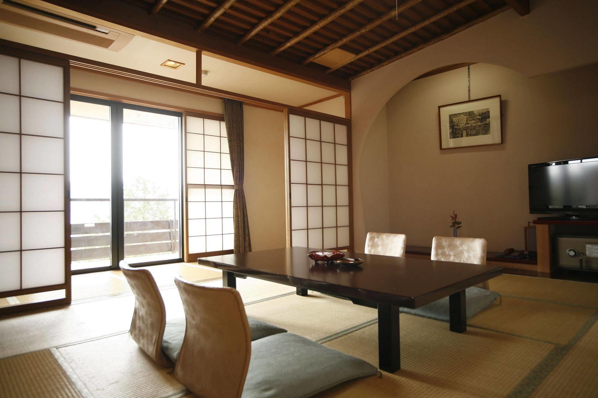 Takayama Kanko Hotel Bagian luar foto